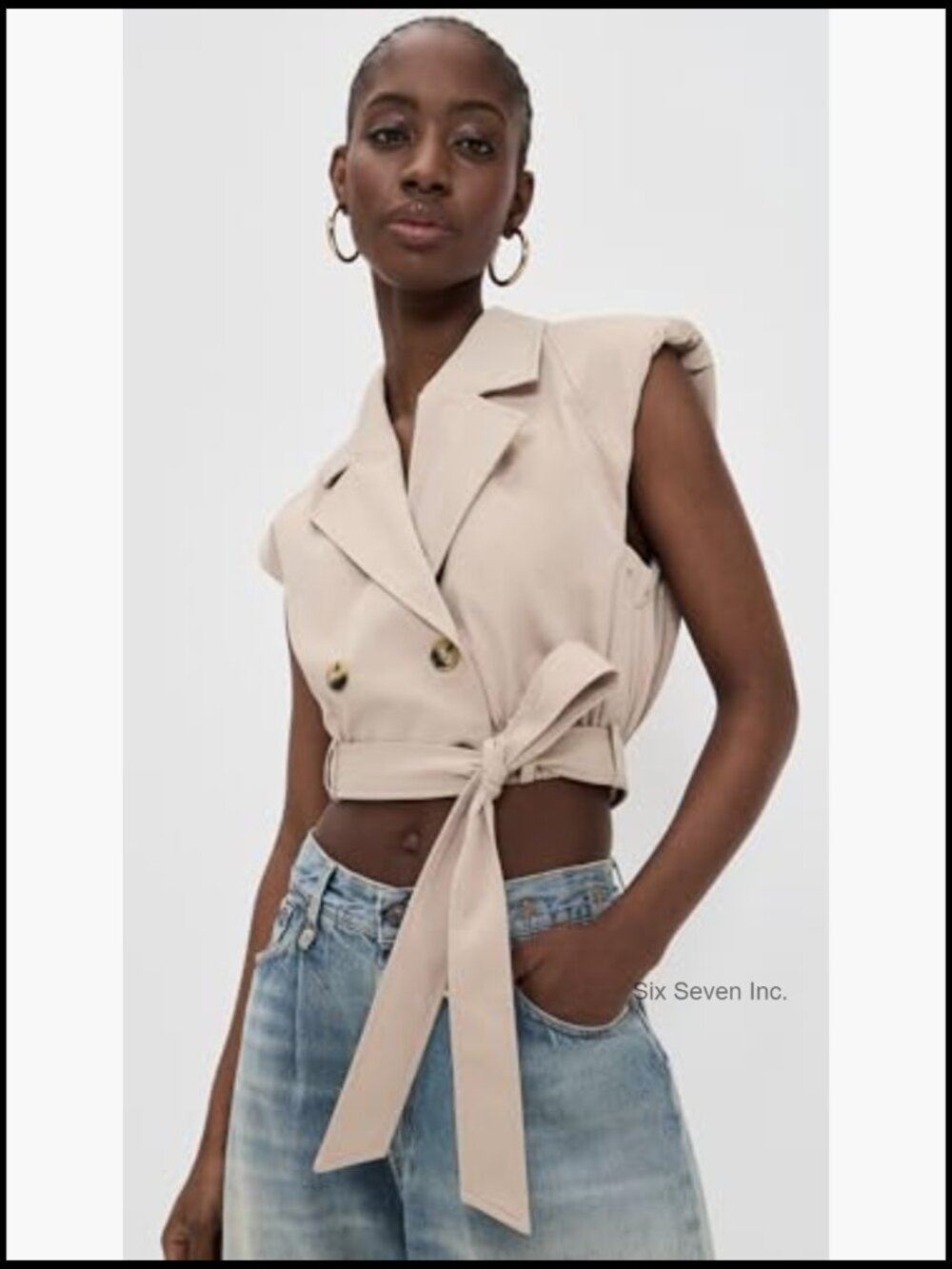 Double-Breasted Sleeveless Vest with Tie Belt and Padded Shoulders - Picture 2 of 6